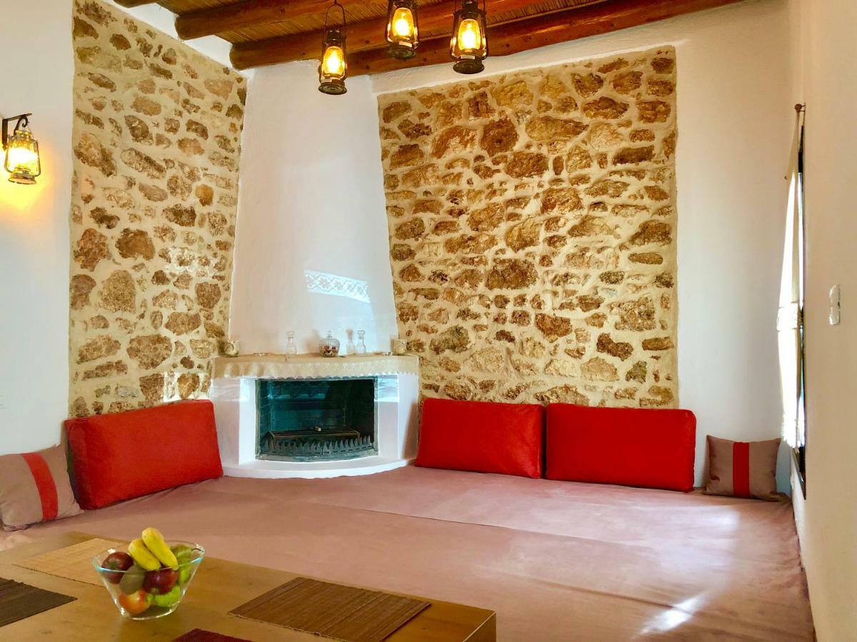 Bekos Traditional House Archangelos  Dış mekan fotoğraf
