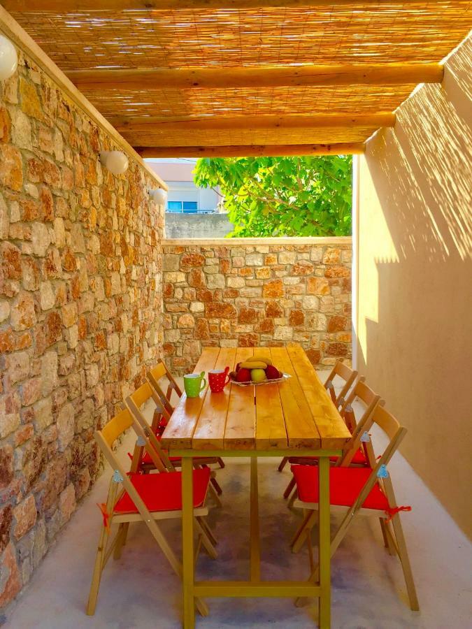 Bekos Traditional House Archangelos  Dış mekan fotoğraf